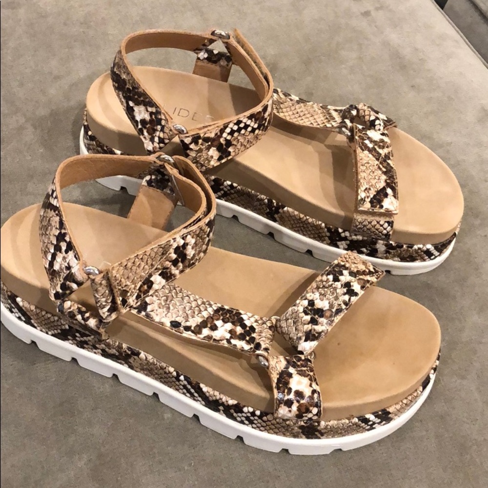 J/Slides Nyc Sandals - image 2